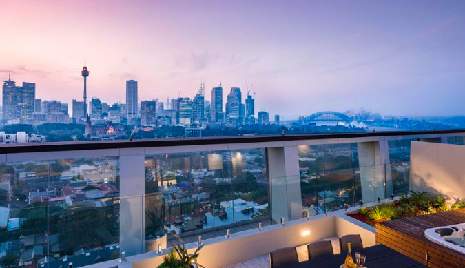 Off-market待售好房丨倚在阳台上看歌剧院的富人区Penthouse，其实不用1.4个亿