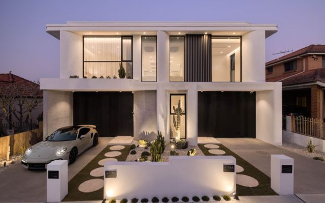 买家击败10组对手，以338.8万购入Burwood Duplex